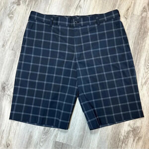 Men’s Nike Golf 4 Pocket Golf Shorts in Black, Gray & White Plaid